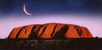 uluru-moon